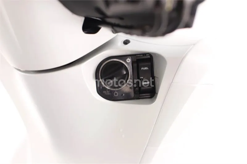 Honda SH 125i – Vista 8