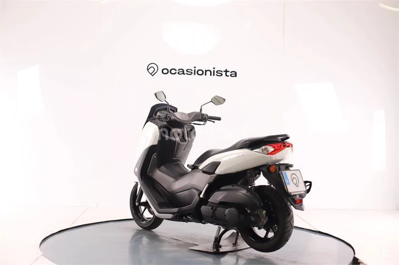 Yamaha NMAX – Vista 3