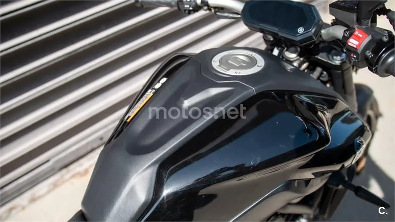 Yamaha MT-07 – Vista 11