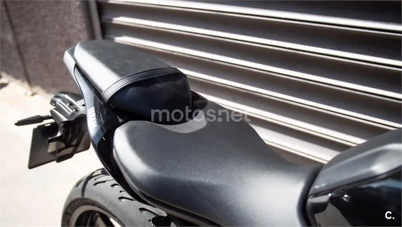 Yamaha MT-07 – Vista 12