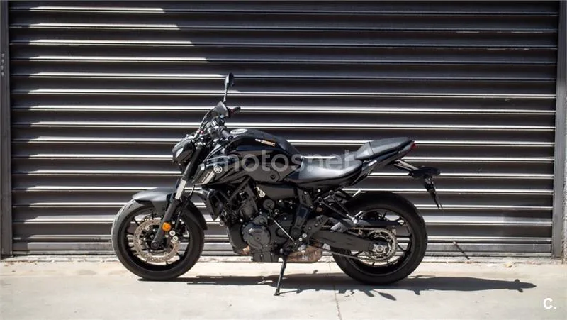 Yamaha MT-07 – Vista 14