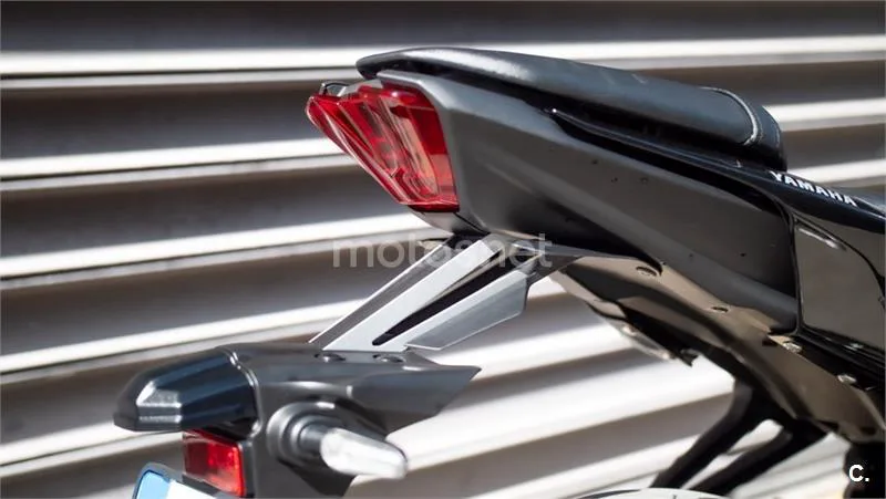 Yamaha MT-07 – Vista 7