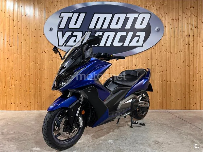 Kymco AK 550 – Vista 3