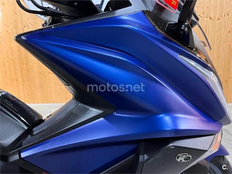Kymco AK 550 – Vista 44