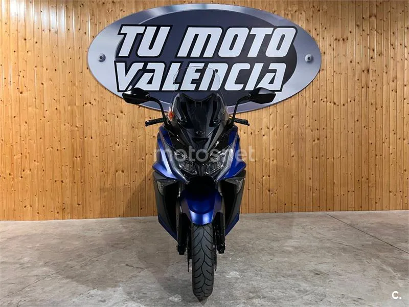 Kymco AK 550 – Vista 6