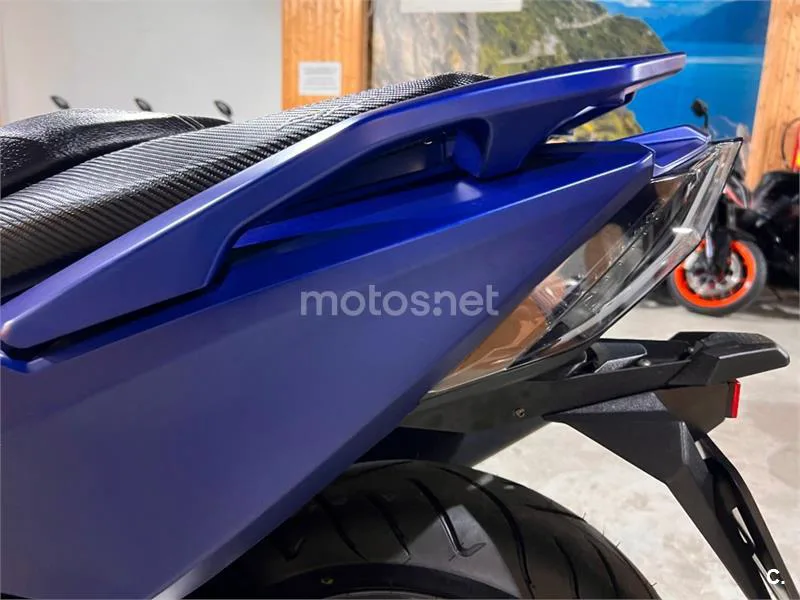 Kymco AK 550 – Vista 59
