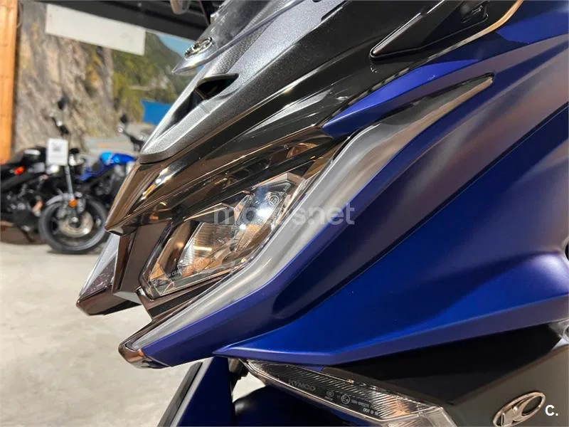 Kymco AK 550 – Vista 79