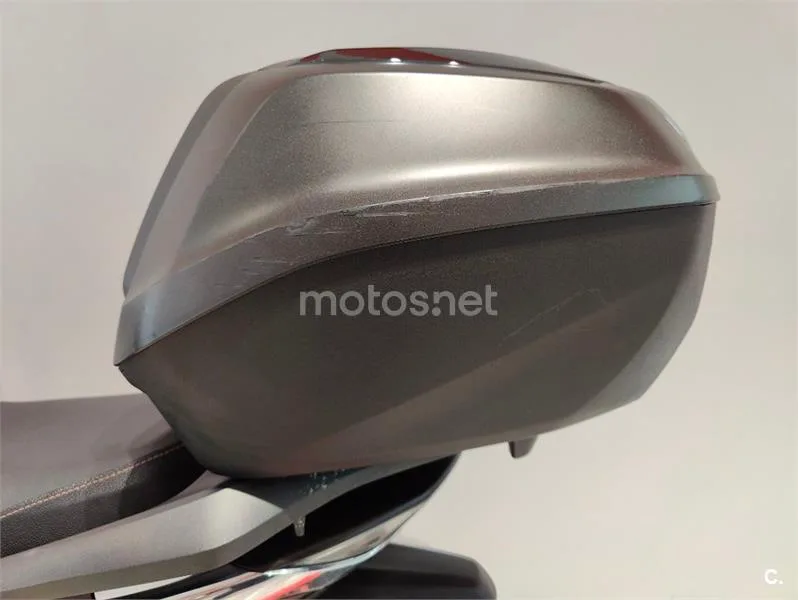 Honda SH 350i – Vista 8