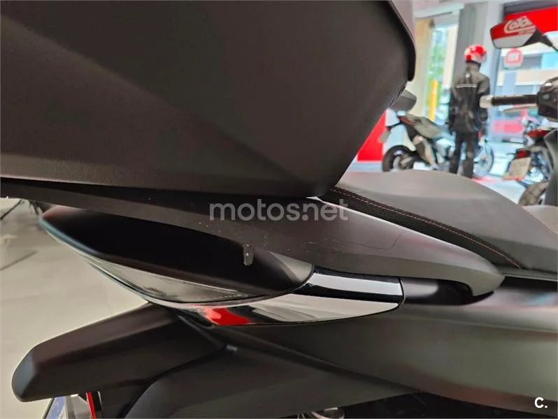 Honda SH 350i – Vista 10