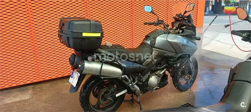 Suzuki V-Strom 1000 3100 € 2007 Sevilla - 1