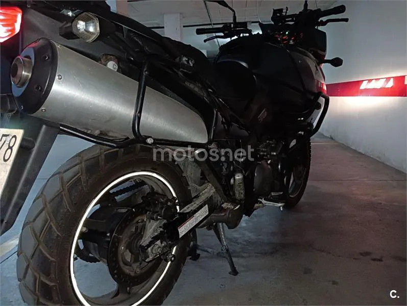 Suzuki V-Strom 1000 – Vista 5