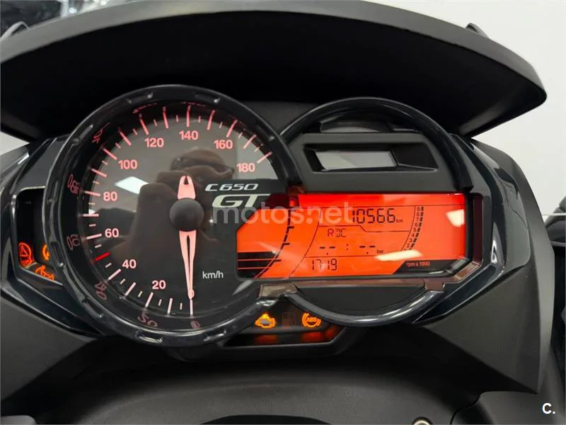 BMW C 650 GT – Vista 12