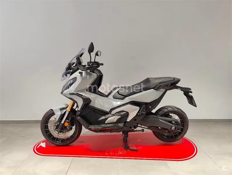 Honda X-ADV – Vista 4