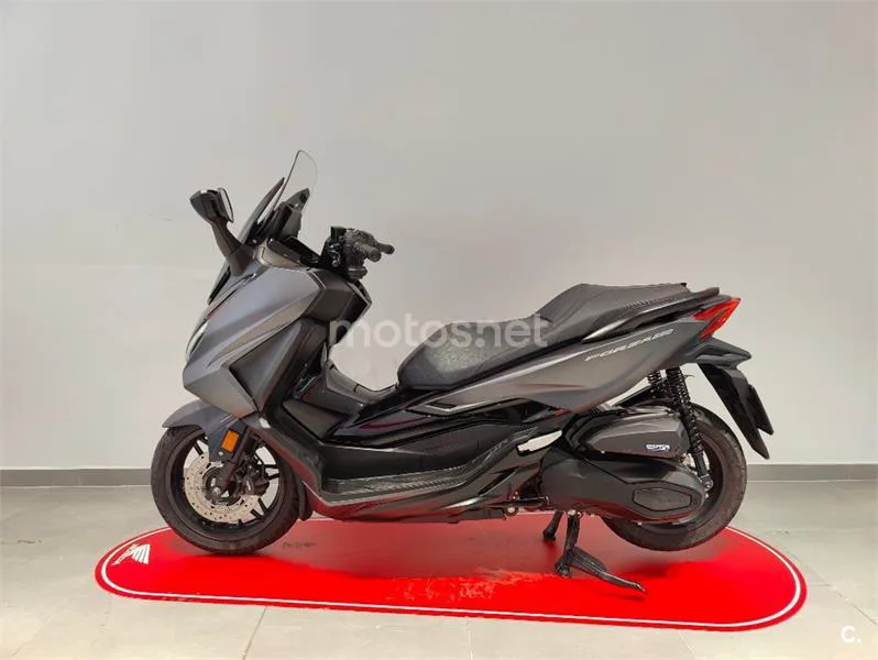 Honda Forza 350 – Vista 4