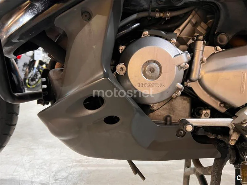 Honda XL 1000 V Varadero – Vista 75