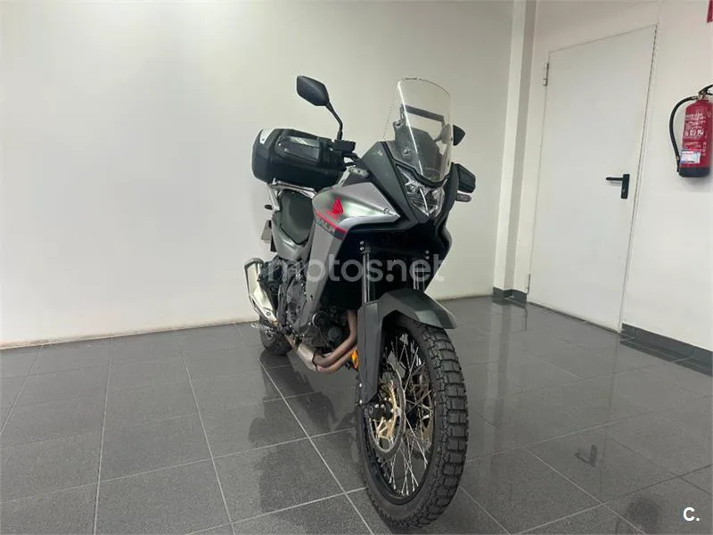 Honda XL 750 Transalp – Vista 5