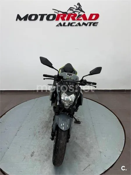 Kawasaki Z125 – Vista 11