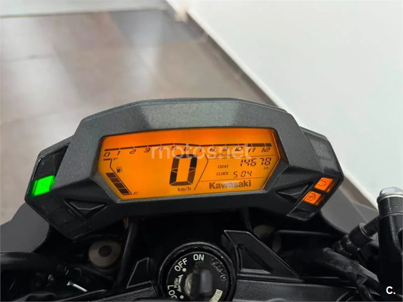 Kawasaki Z125 – Vista 7