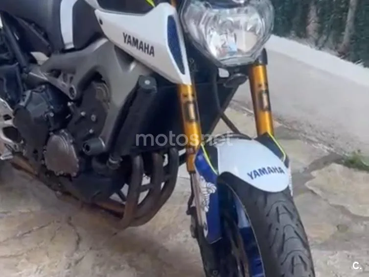 Yamaha MT-09 6000 € 2016 Madrid - 1