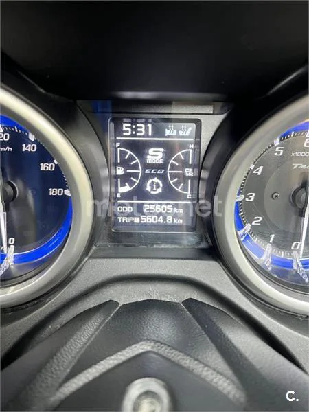 Yamaha TMAX – Vista 21