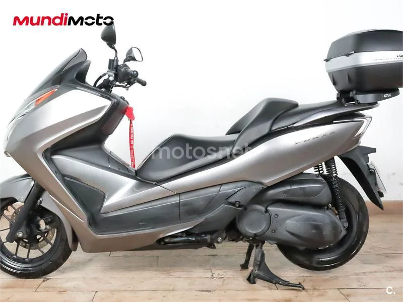 Honda Forza 300 – Vista 6