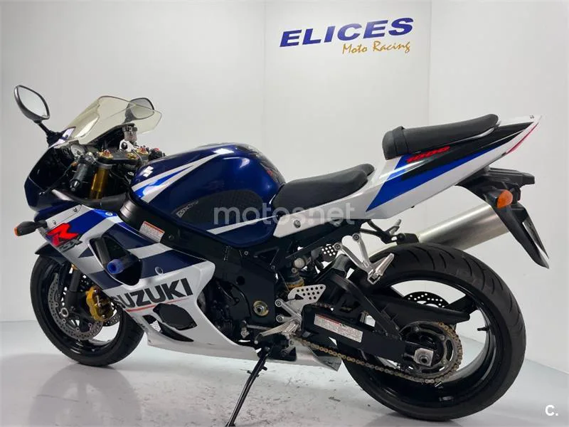 Suzuki GSX-R1000 – Vista 15