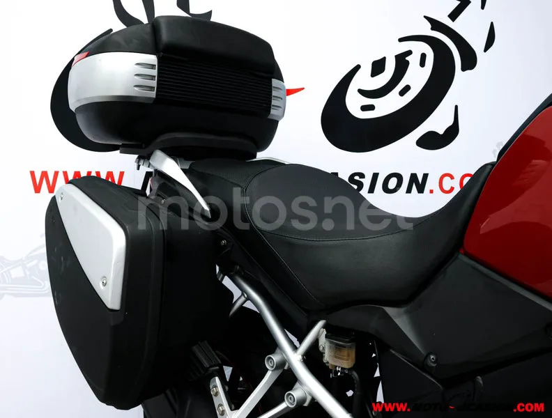 Suzuki V-Strom 1000 – Vista 11