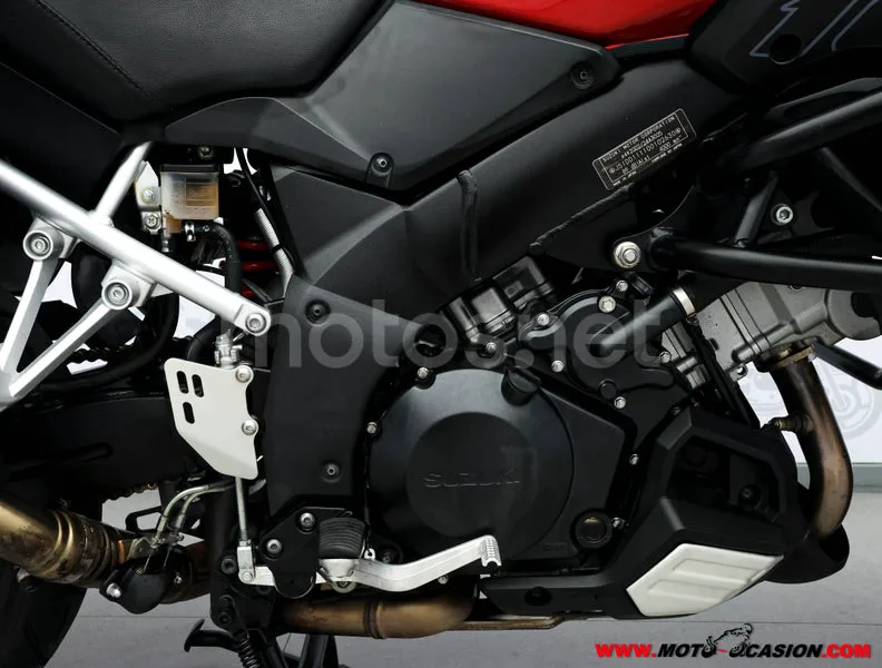Suzuki V-Strom 1000 – Vista 5