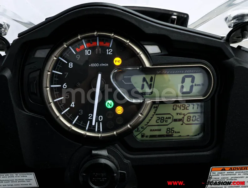 Suzuki V-Strom 1000 – Vista 6