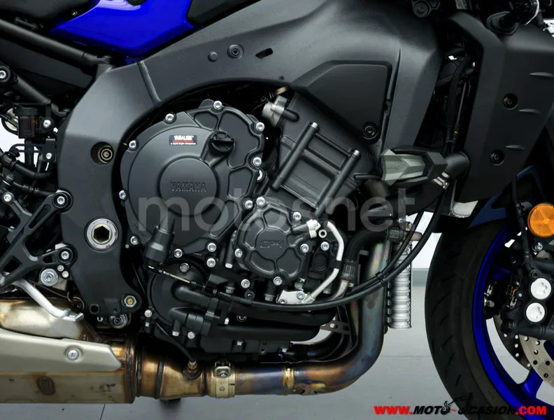 Yamaha MT-10 – Vista 5