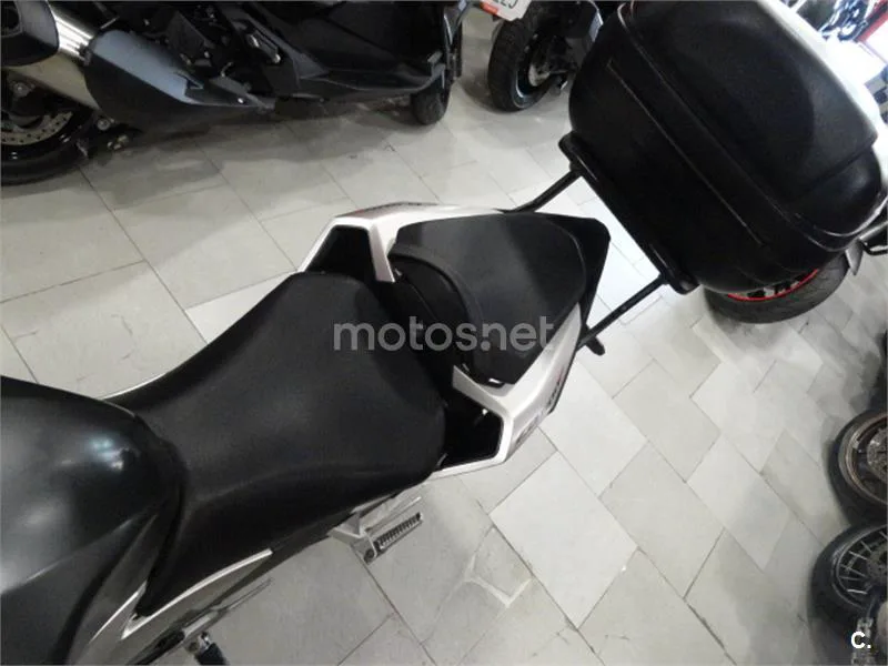 Honda CB 500 F – Vista 8