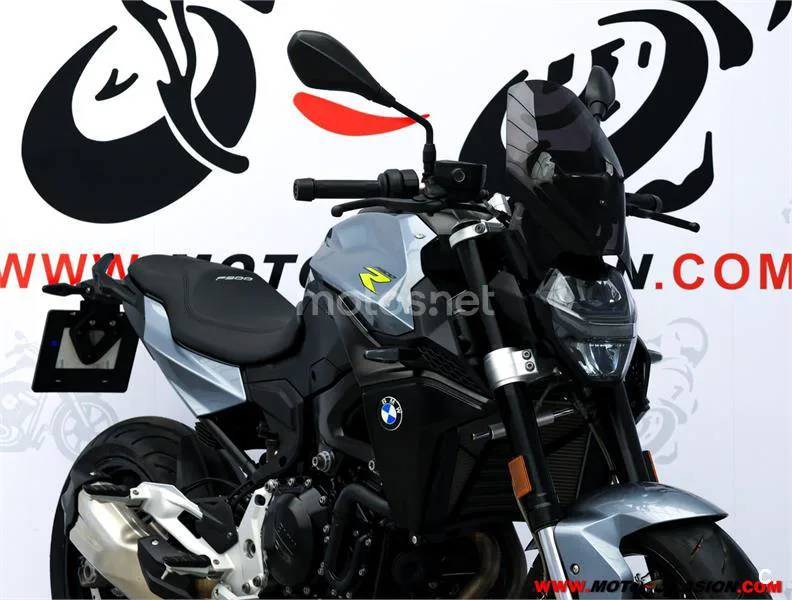 BMW F 900 R – Vista 4