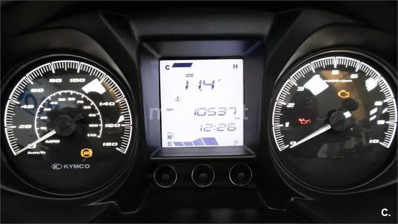 Kymco X-Town CT 300 – Vista 8