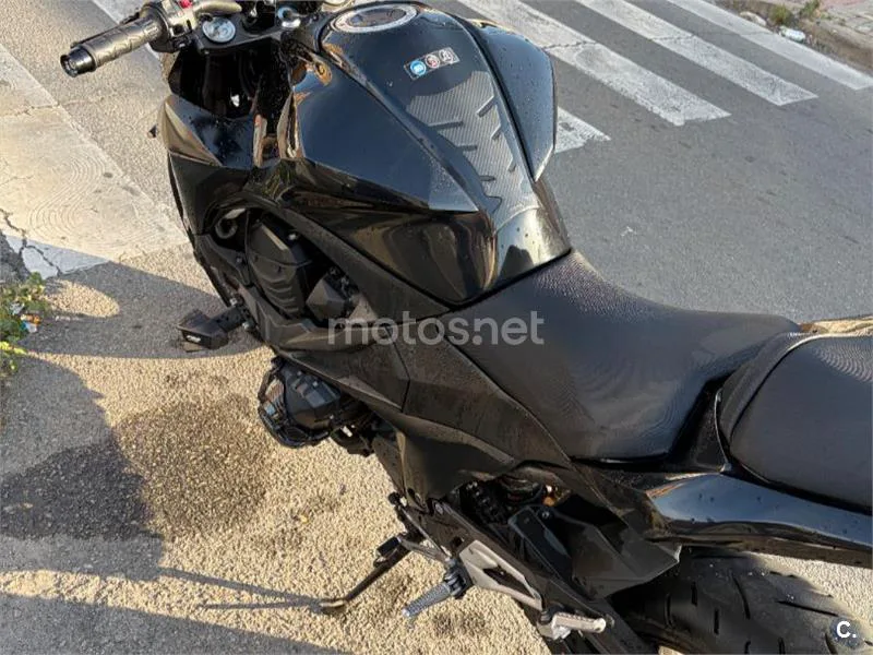 Kawasaki Z800 - Vista 4