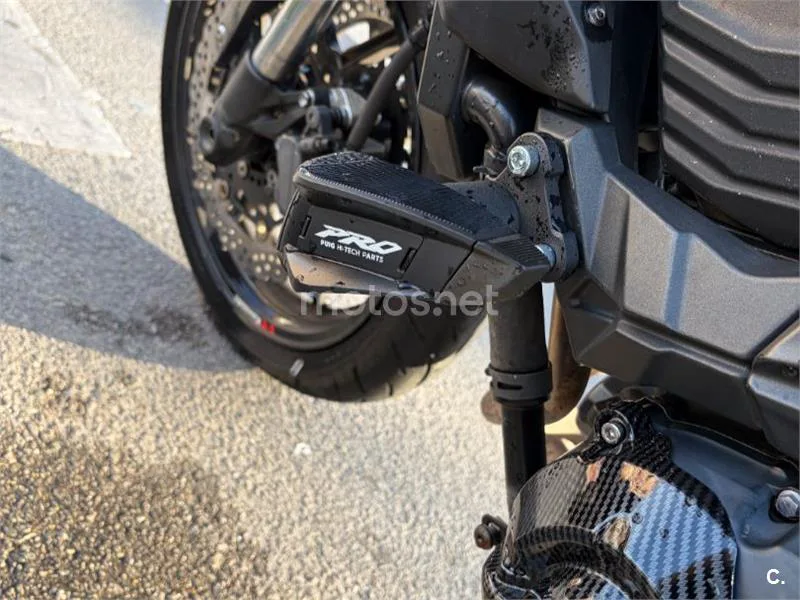 Kawasaki Z800 - Vista 9
