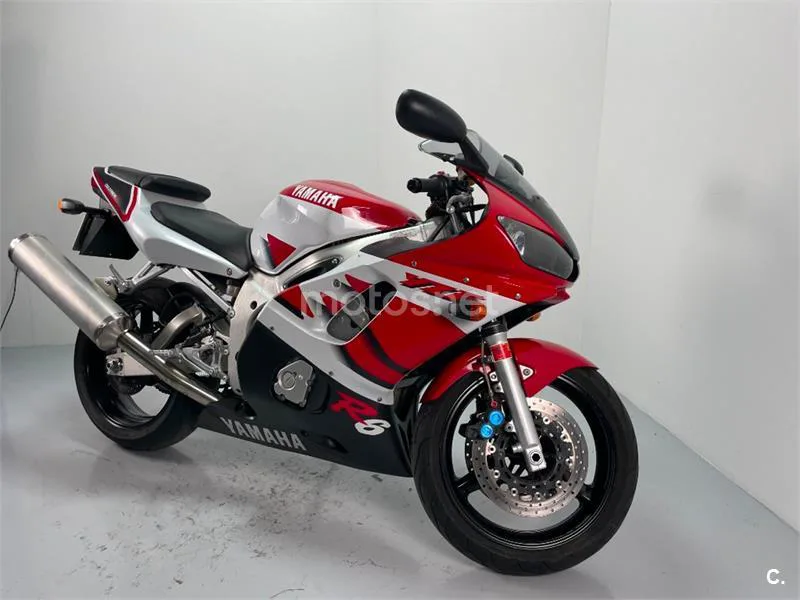 Yamaha R6 – Vista 16