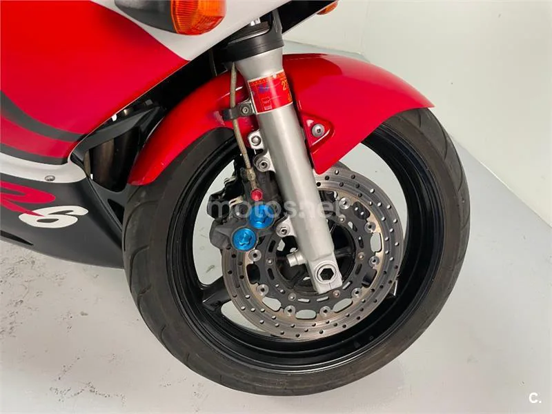 Yamaha R6 – Vista 19