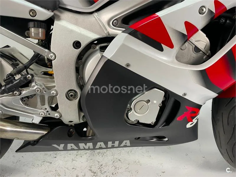 Yamaha R6 – Vista 22