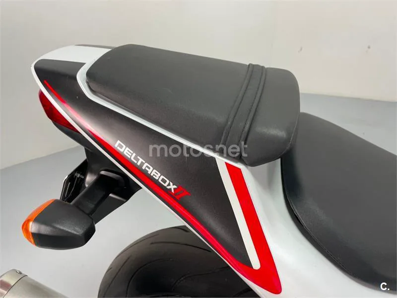 Yamaha R6 – Vista 24