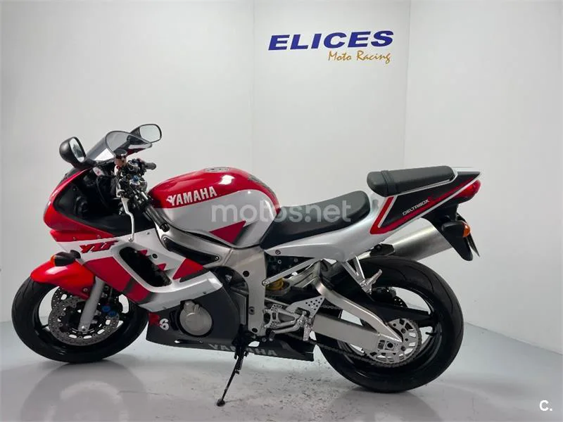 Yamaha R6 – Vista 5