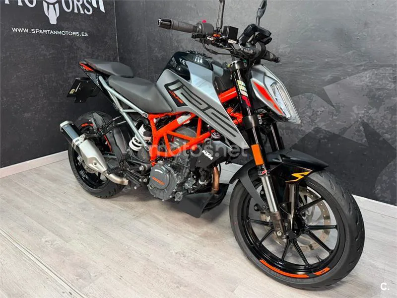 KTM 125 – Vista 6