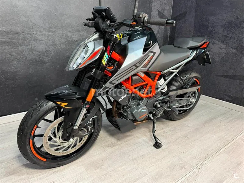 KTM 125 – Vista 7