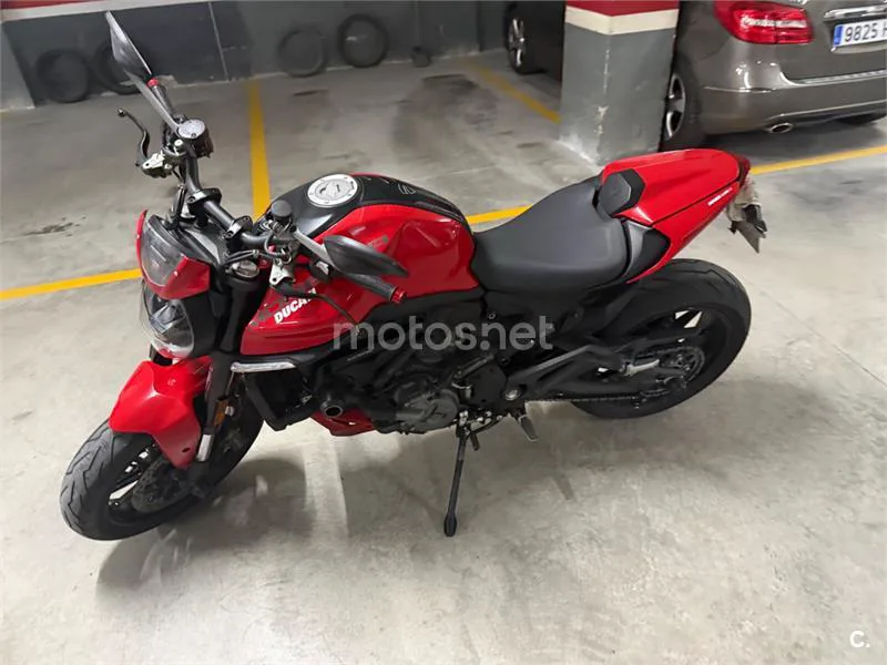 Ducati Monster - Vista 11