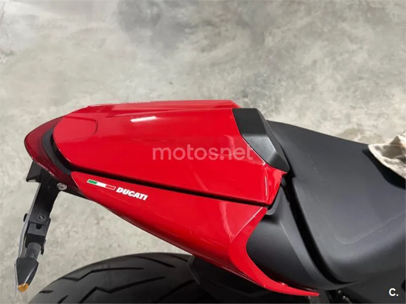 Ducati Monster - Vista 3