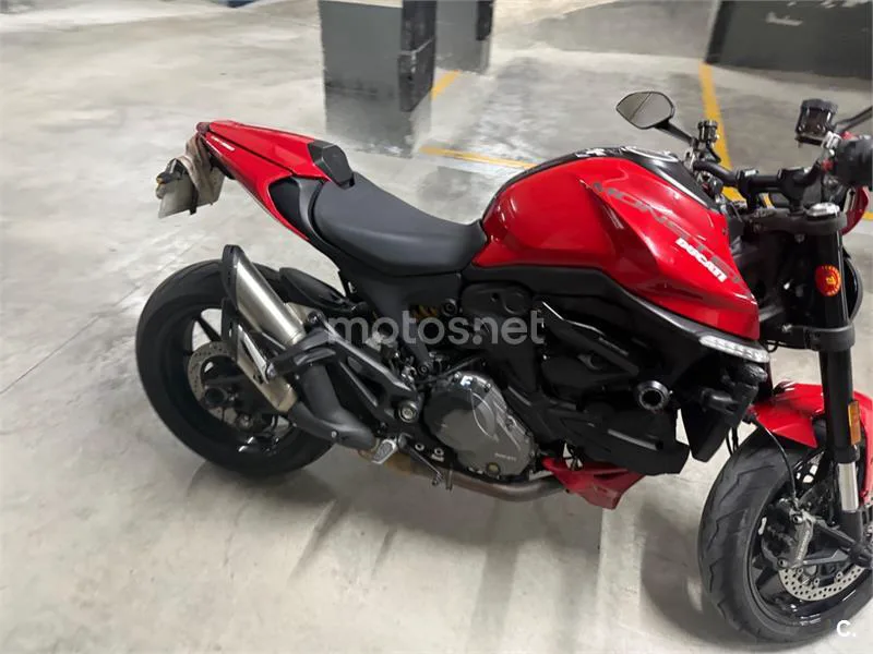 Ducati Monster - Vista 7