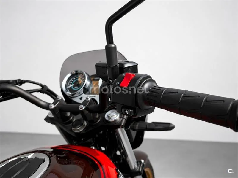Kawasaki Z650 – Vista 15