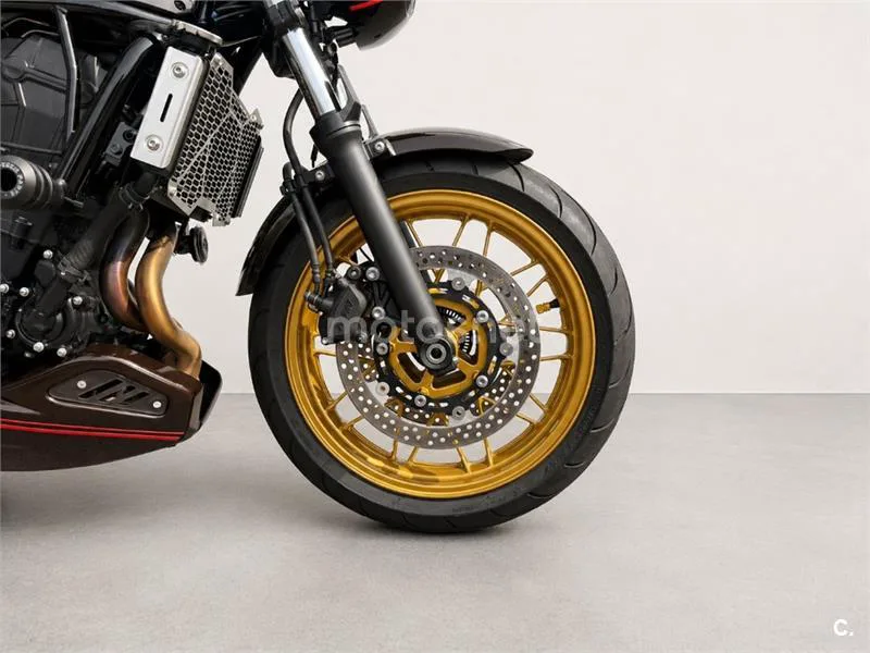 Kawasaki Z650 – Vista 4