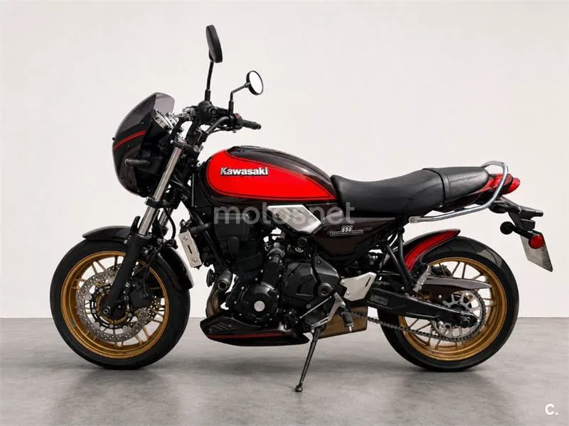 Kawasaki Z650 – Vista 8