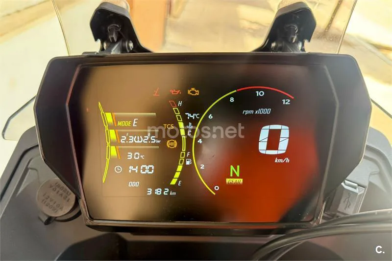 Voge 625 DSX – Vista 10