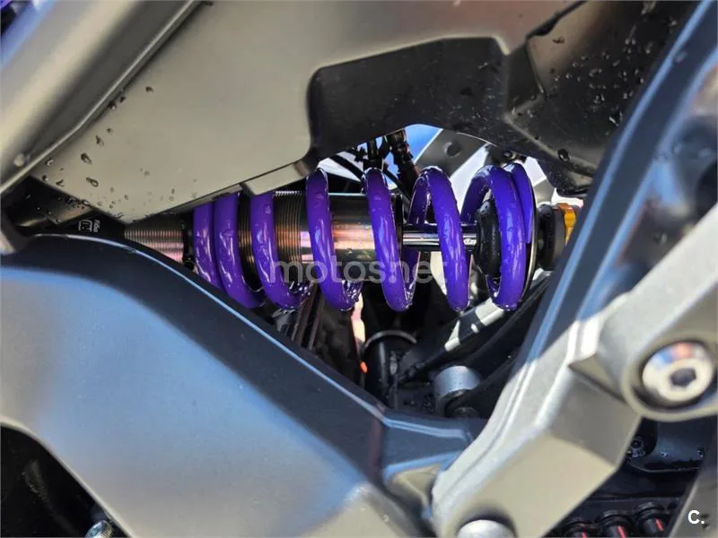 Yamaha MT-09 – Vista 7